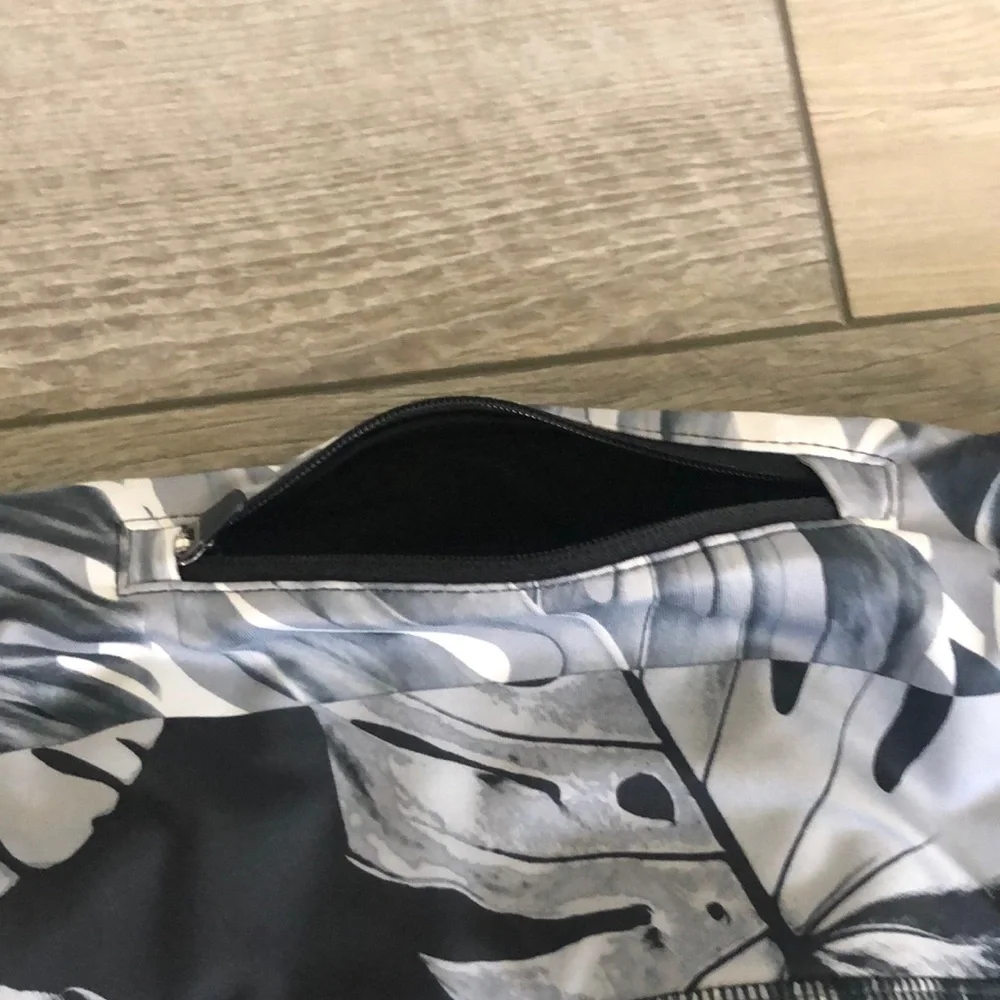 Nike Black and Gray Performance Leggings